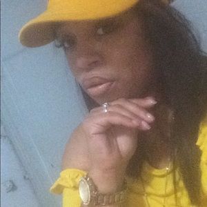 Meet your Posher, Destiny